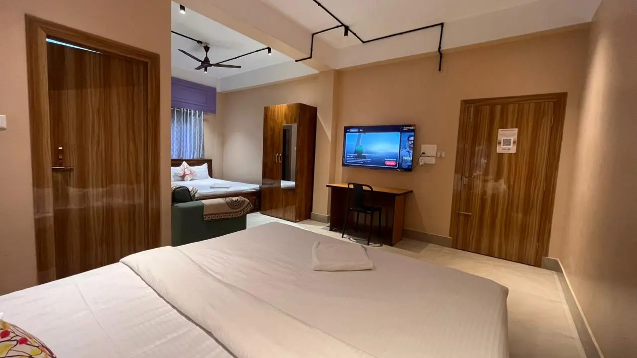 Triple Deluxe Room