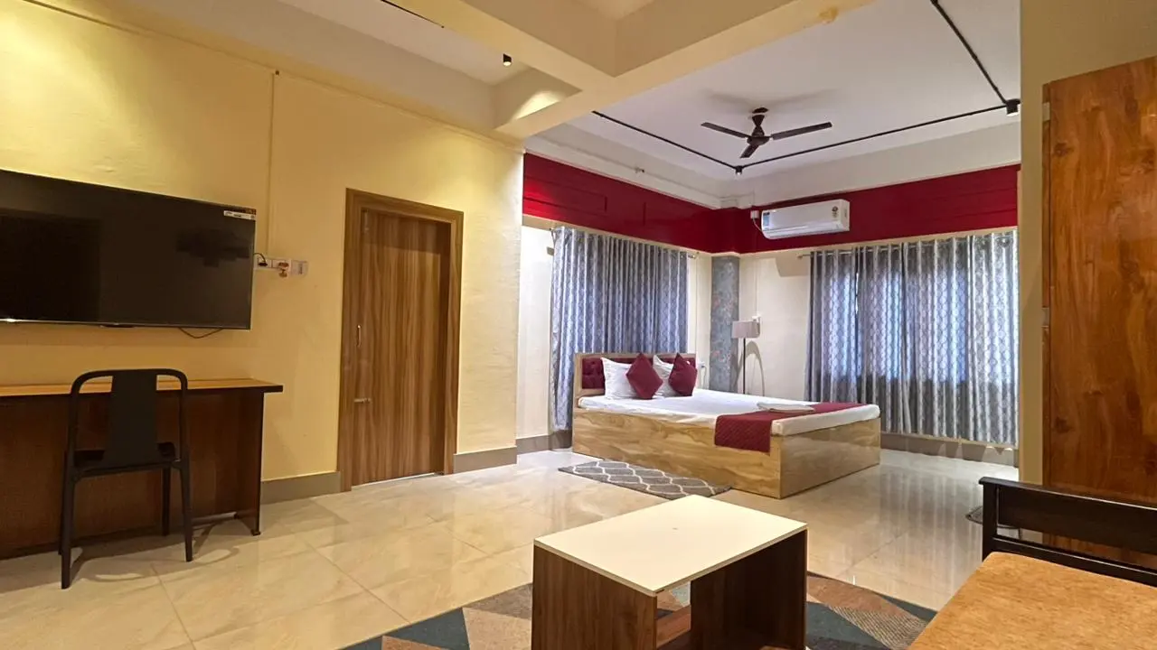 Super Deluxe Room